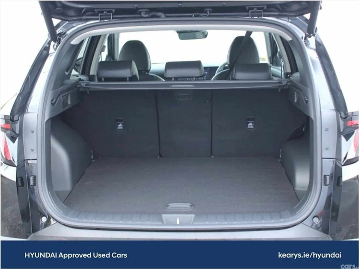 Hyundai Tucson SUV, Petrol Plug-in Hybrid, 2027, Black