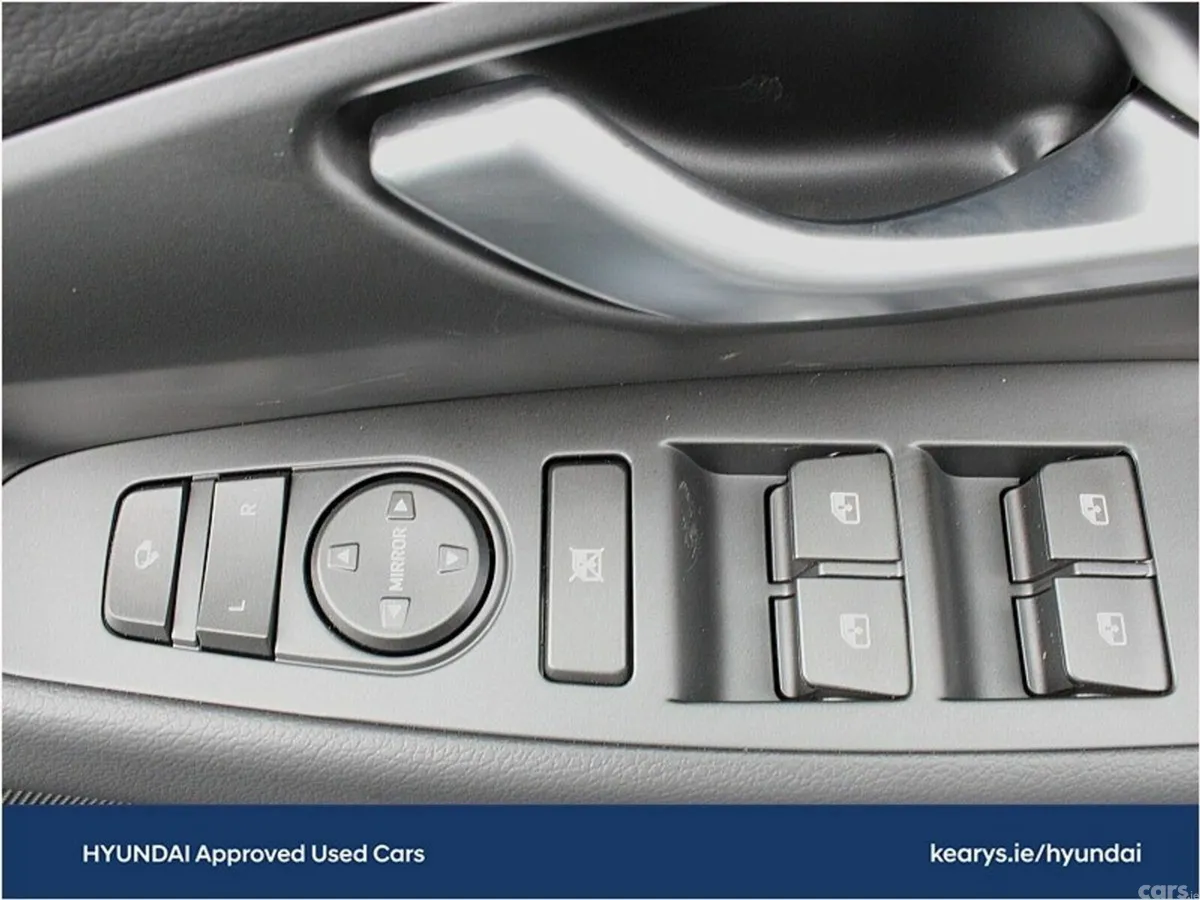 Hyundai i30 Hatchback, Petrol, 2027, Blue