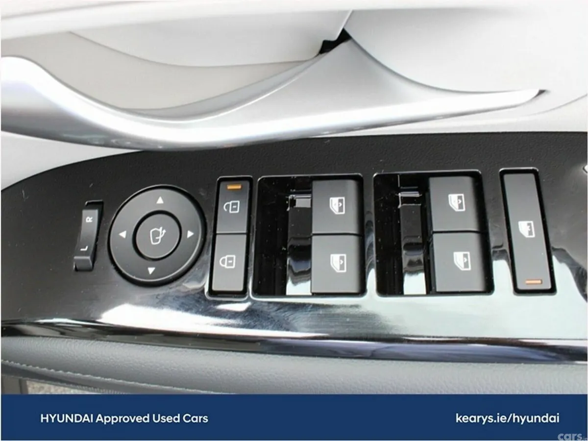 Hyundai Tucson SUV, Petrol Plug-in Hybrid, 2027, Blue