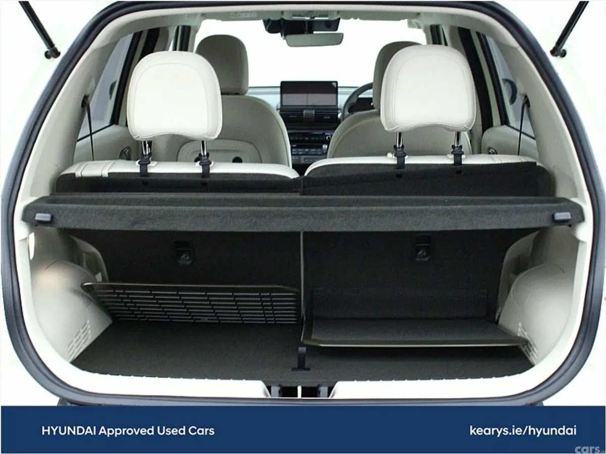 Hyundai INSTER SUV, Electric, 2027, Yellow