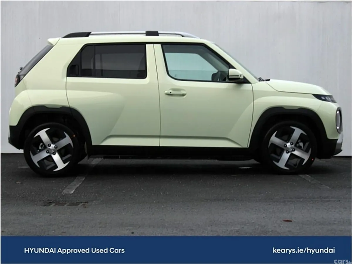 Hyundai INSTER SUV, Electric, 2027, Yellow