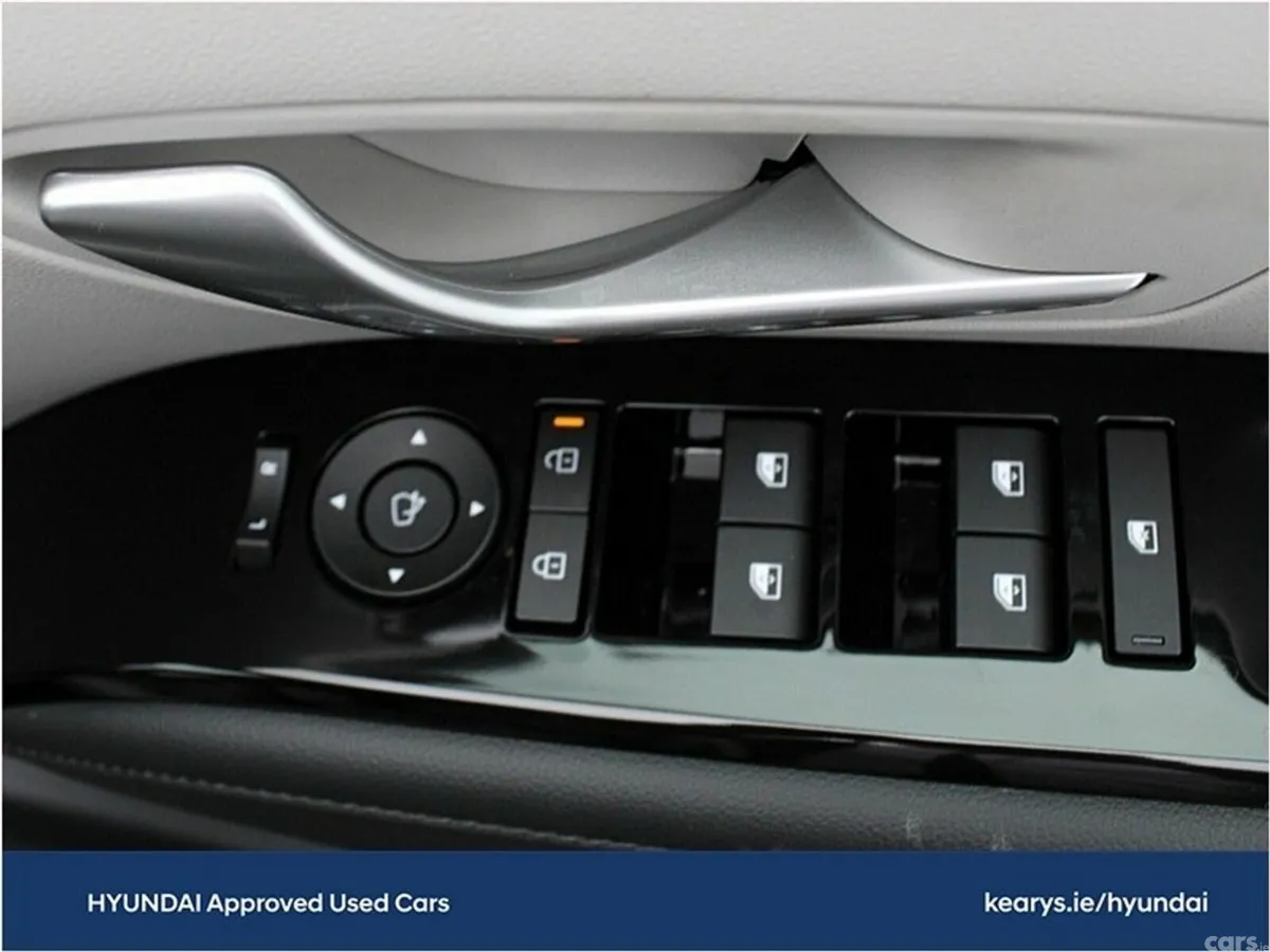 Hyundai Tucson SUV, Petrol Hybrid, 2027, Green