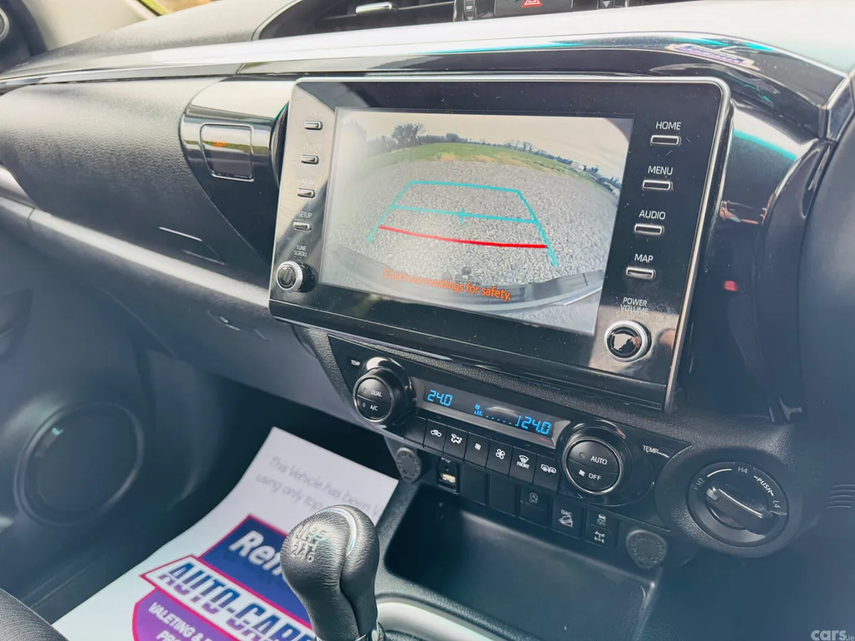 Toyota Hilux Pick Up, Diesel, 2023, White