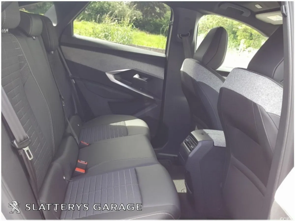 Peugeot 3008 SUV, Petrol Hybrid, 2026, Grey