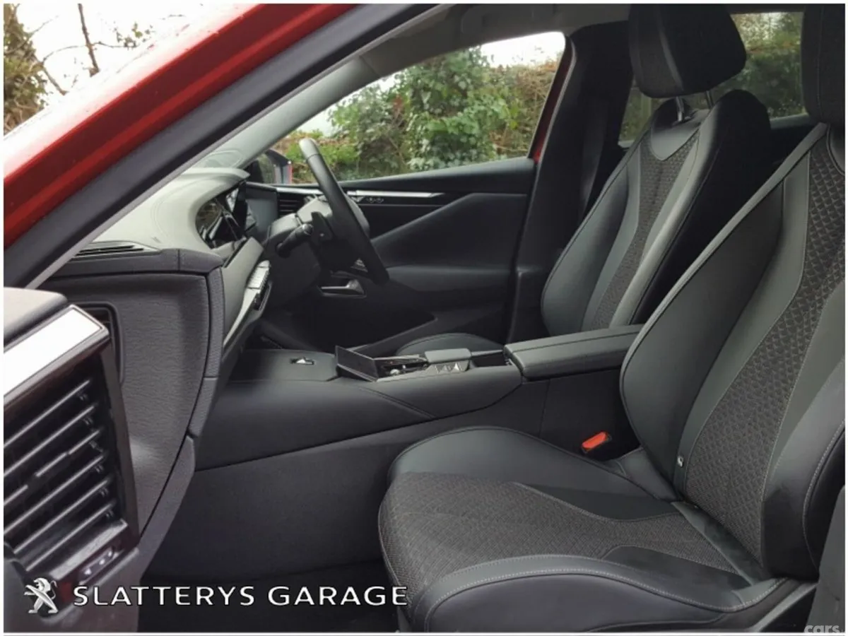 DS Automobiles DS 4 Hatchback, Petrol Plug-in Hybrid, 2023, Red