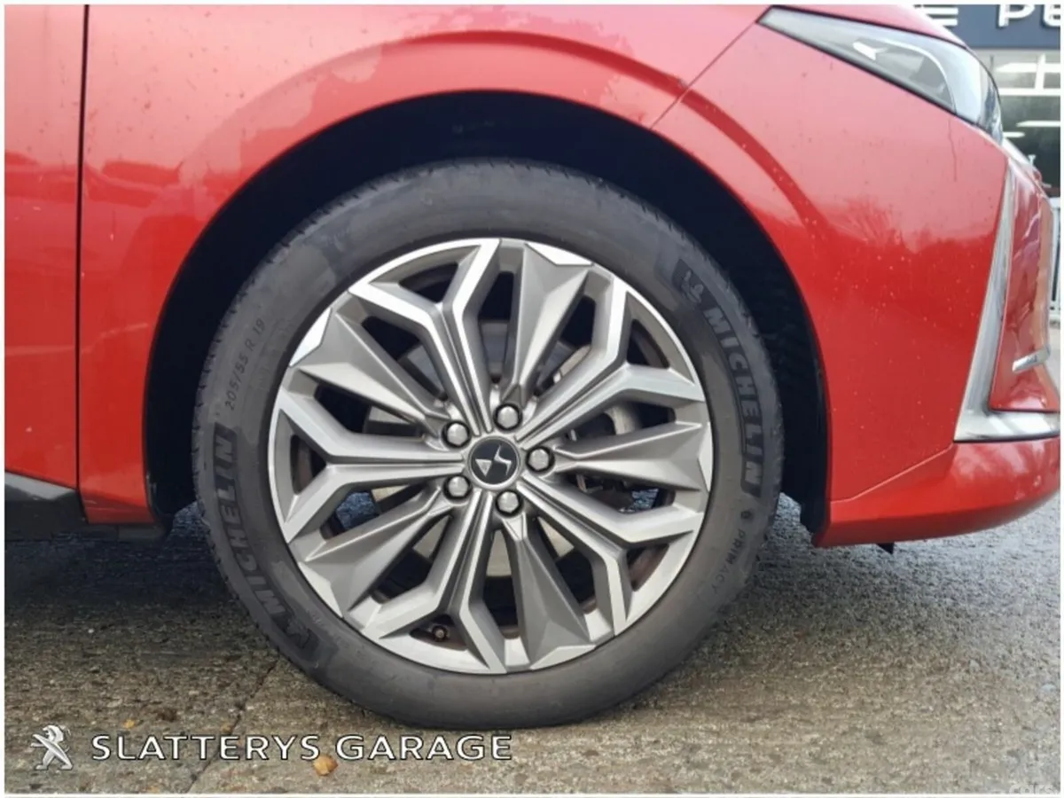 DS Automobiles DS 4 Hatchback, Petrol Plug-in Hybrid, 2023, Red