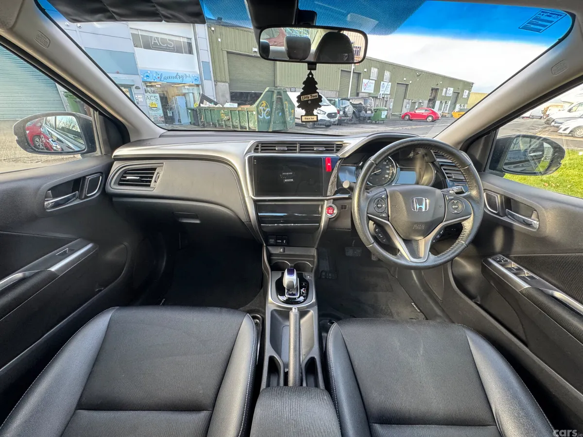 Honda Grace Saloon, Petrol Hybrid, 2016, Black