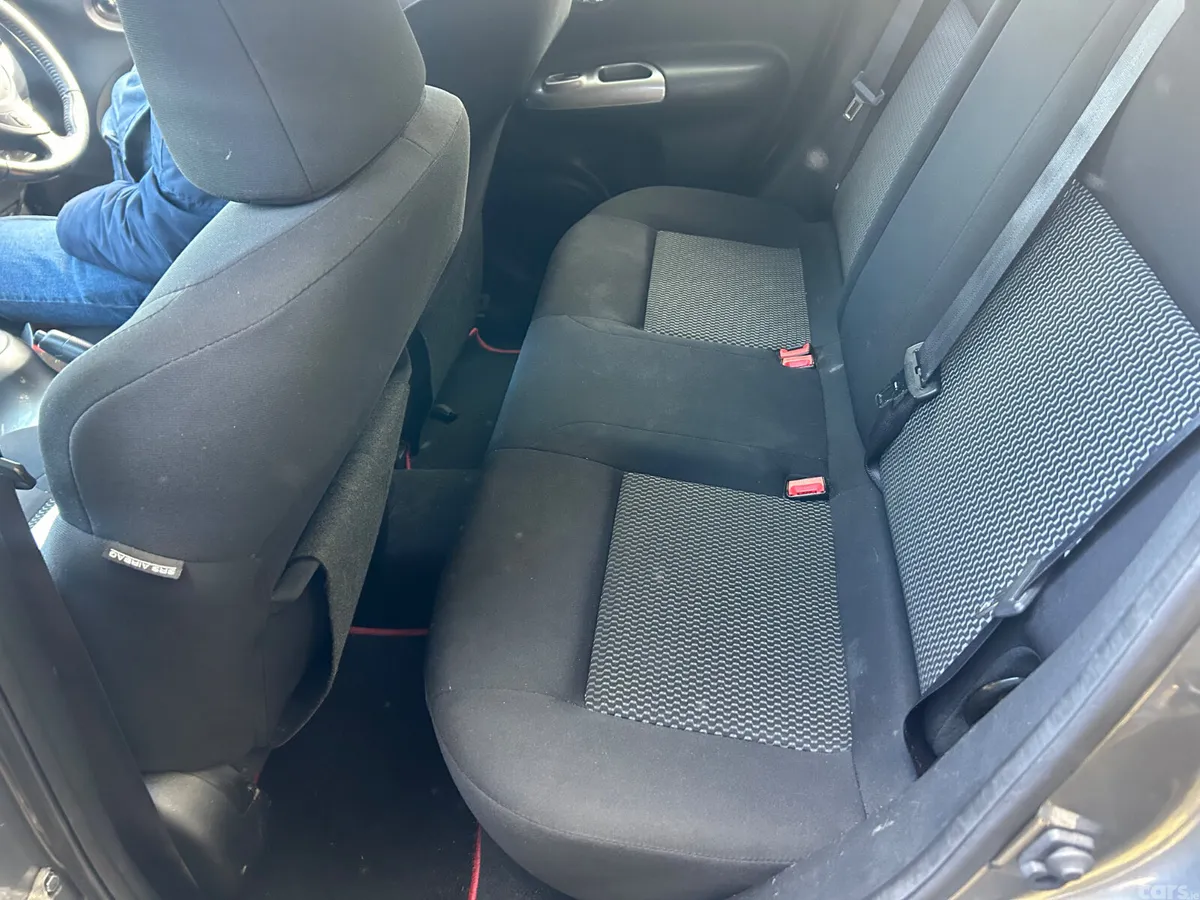 Nissan Juke SUV, Petrol, 2015, Grey