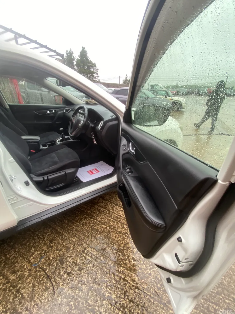 Nissan X-Trail SUV, Diesel, 2015, White