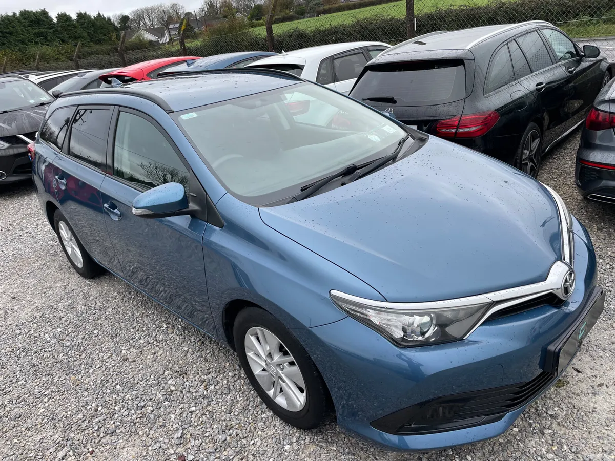 Toyota Auris Estate, Diesel, 2016, Blue