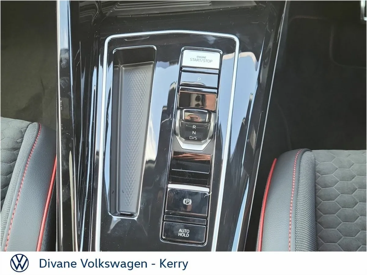 Volkswagen Golf Hatchback, Petrol, 2027, Grey