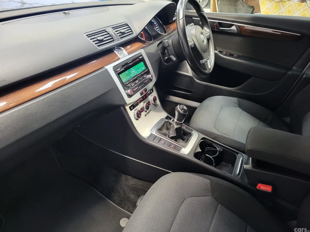 Volkswagen Passat Estate, Diesel, 2014, Silver