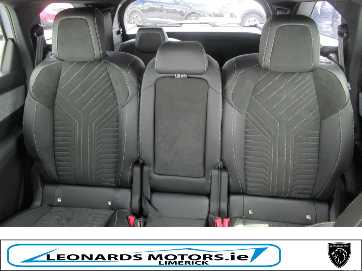 Peugeot 5008 SUV, Petrol Hybrid, 2026, Grey