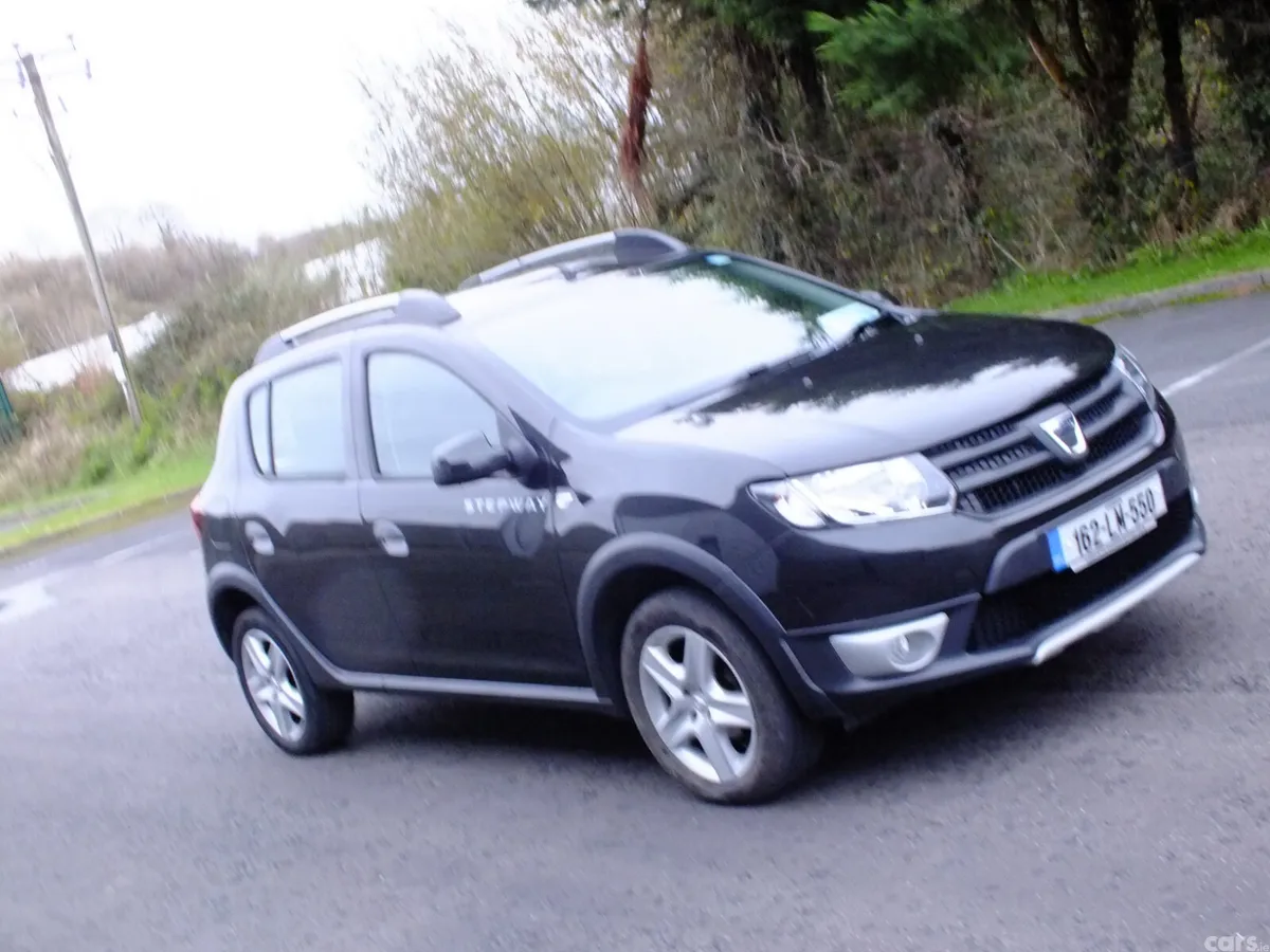 Dacia Sandero Stepway Hatchback, Diesel, 2016, Black