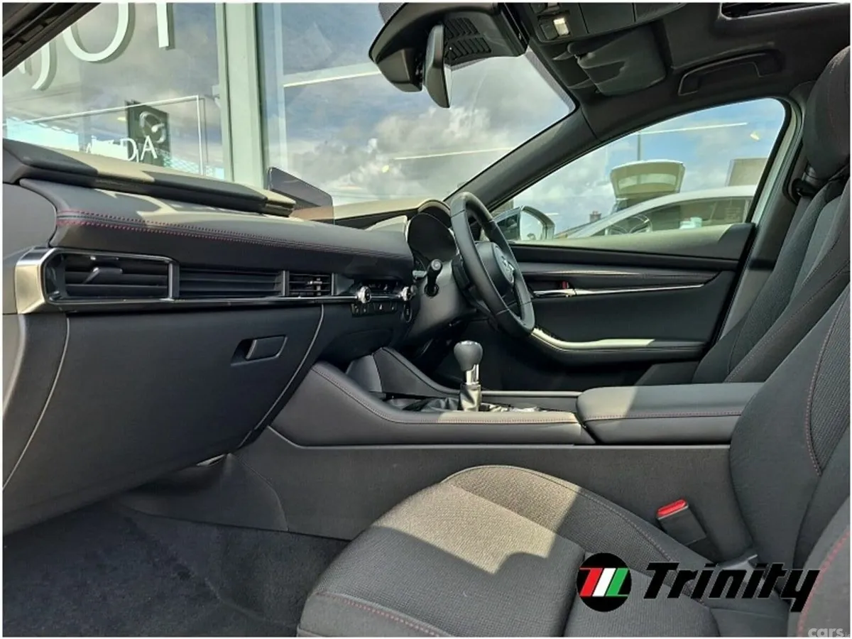 Mazda Mazda3 Hatchback, Petrol, 2027, Silver
