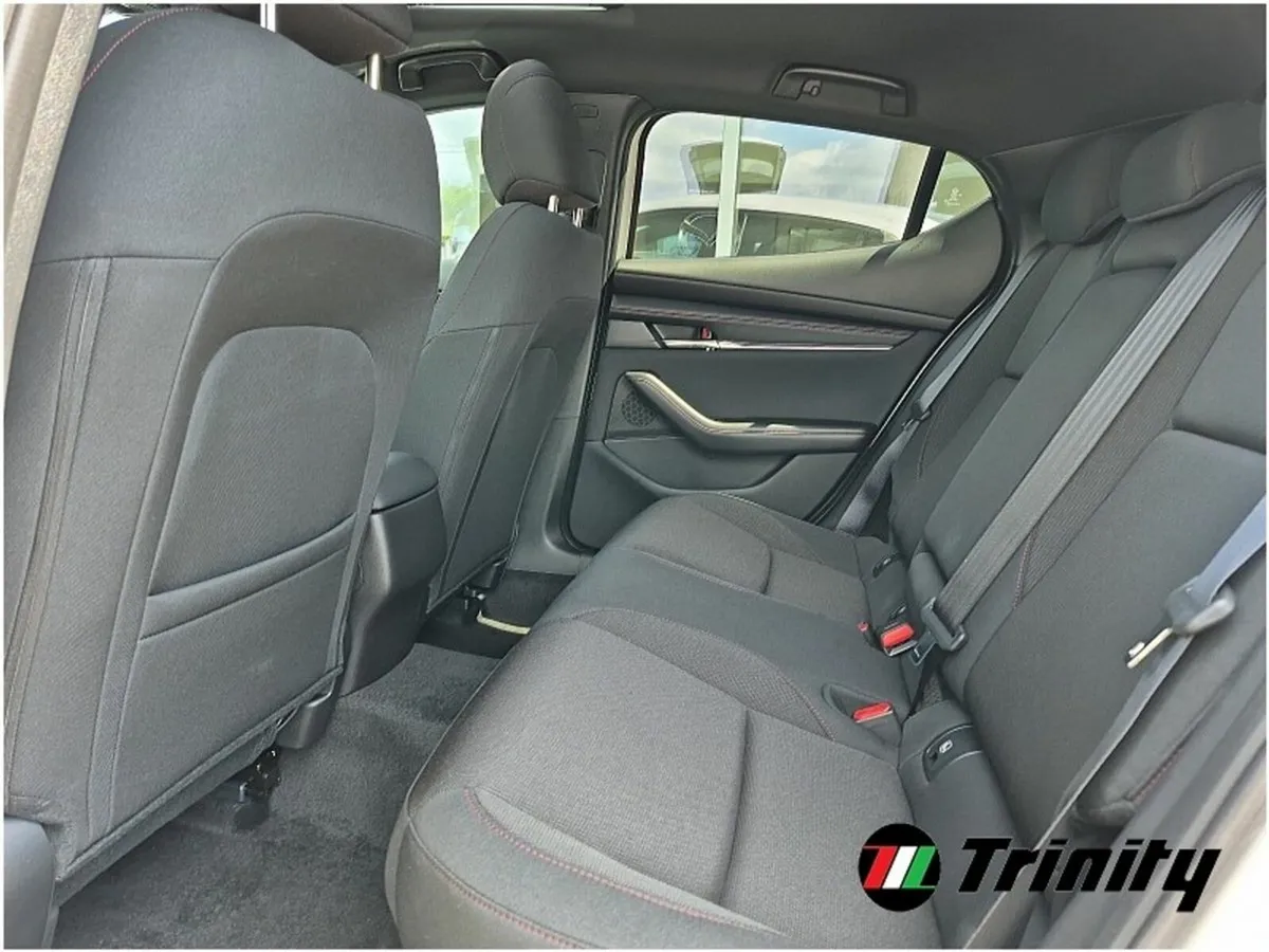 Mazda Mazda3 Hatchback, Petrol, 2027, Silver