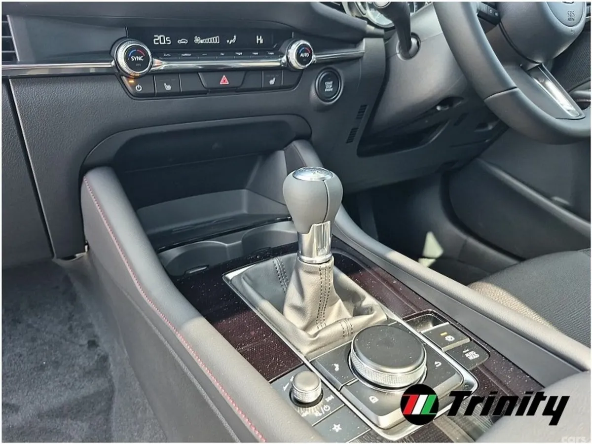 Mazda Mazda3 Hatchback, Petrol, 2027, Silver
