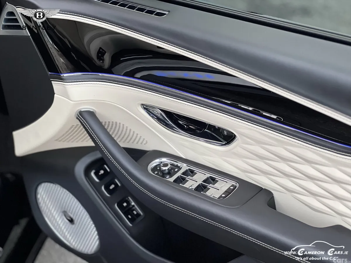 Bentley Flying Spur Saloon, Petrol Hybrid, 2023, Black