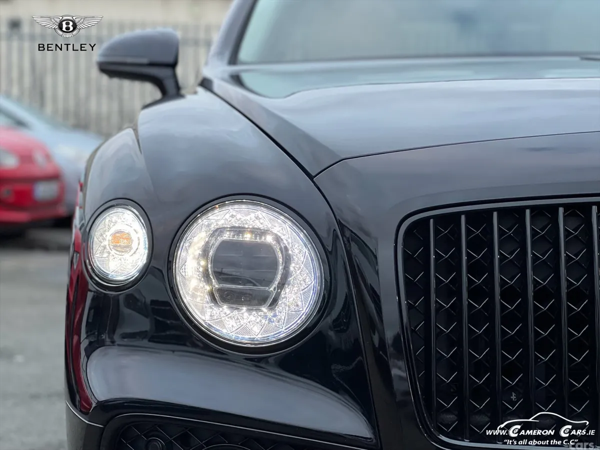 Bentley Flying Spur Saloon, Petrol Hybrid, 2023, Black