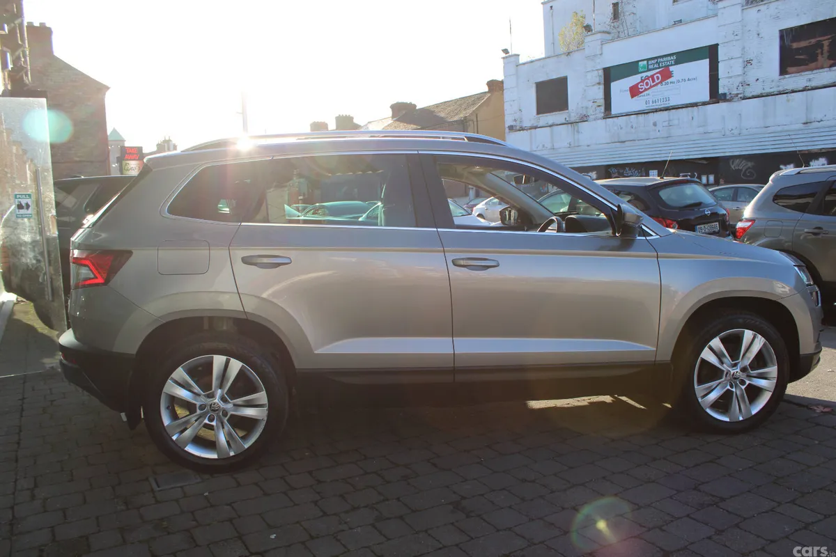 Skoda Karoq Estate/Jeep, Diesel, 2018, Grey