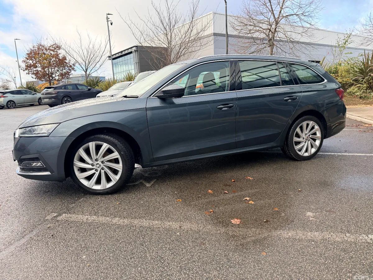 Skoda Octavia Estate, Diesel, 2021, Grey