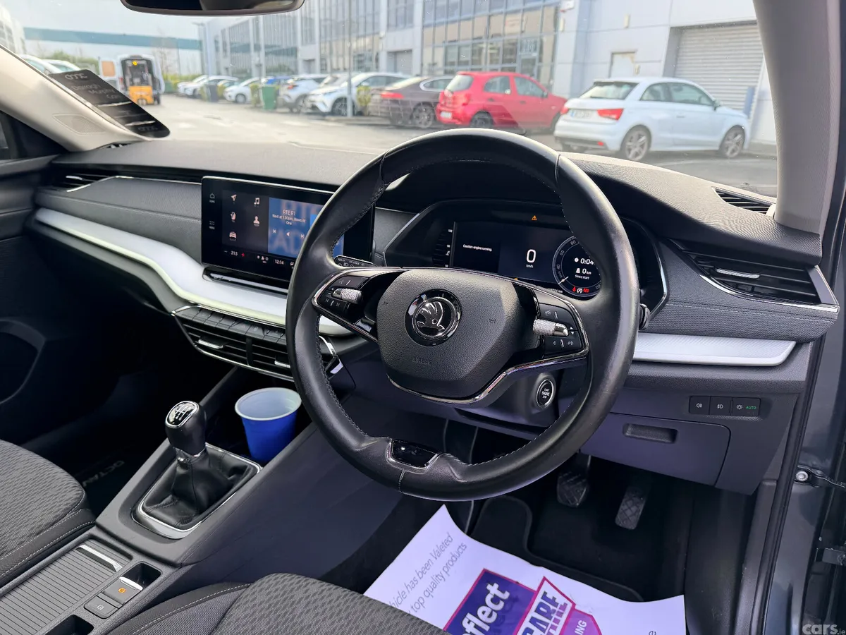 Skoda Octavia Estate, Diesel, 2021, Grey