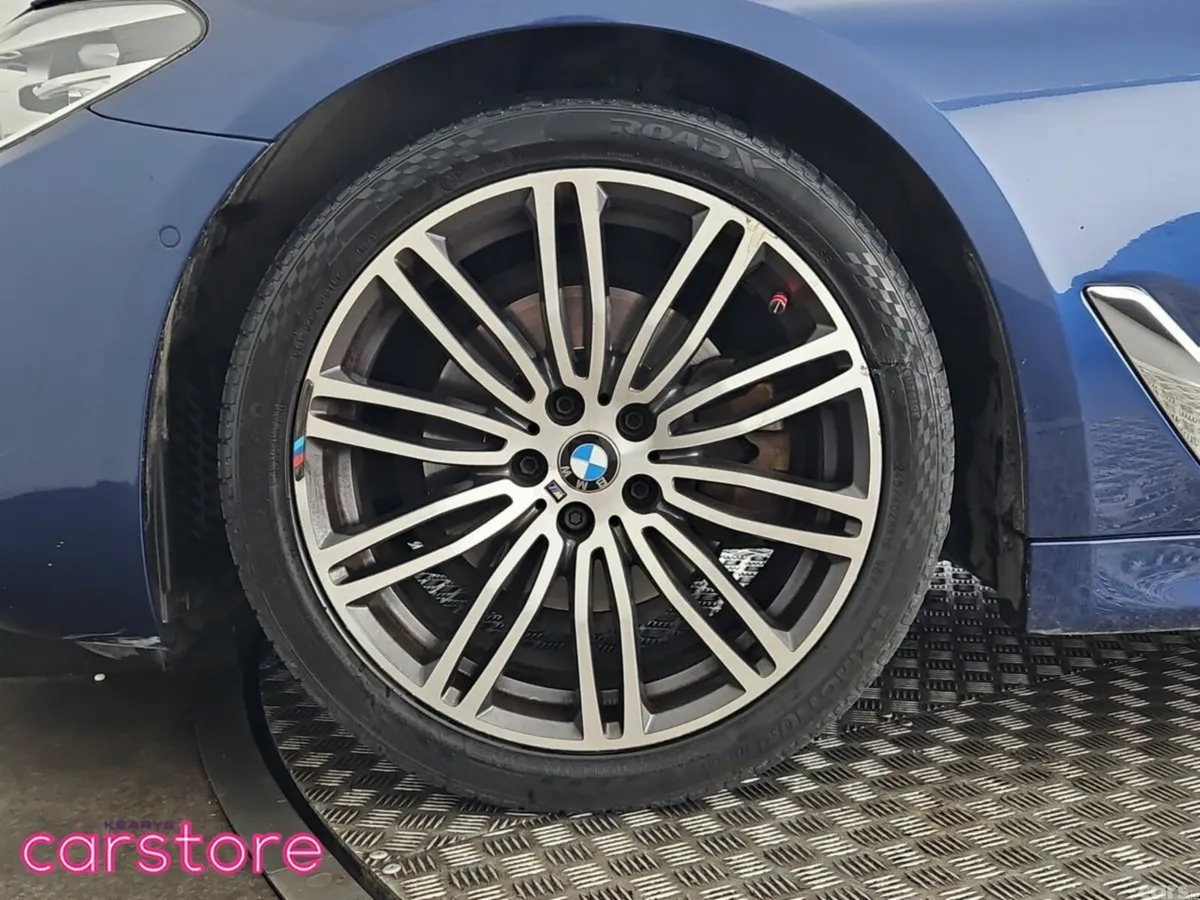 BMW 5-Series Saloon, Diesel, 2018, Blue