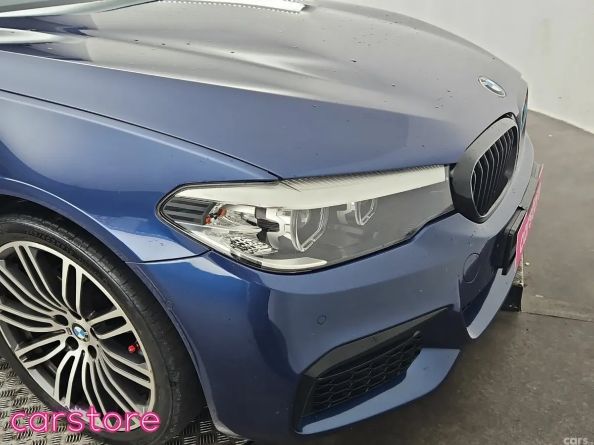 BMW 5-Series Saloon, Diesel, 2018, Blue
