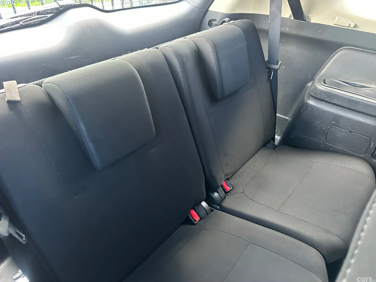 Mitsubishi Outlander SUV, Diesel, 2017, White