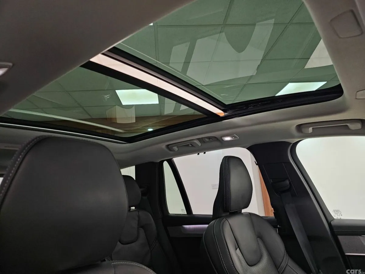 Volvo XC90 SUV, Petrol Plug-in Hybrid, 2026, Silver
