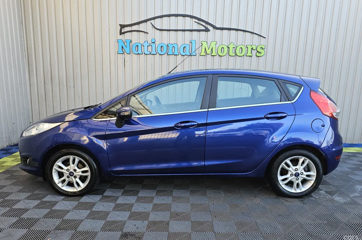 Ford Fiesta Hatchback, Petrol, 2015, Blue