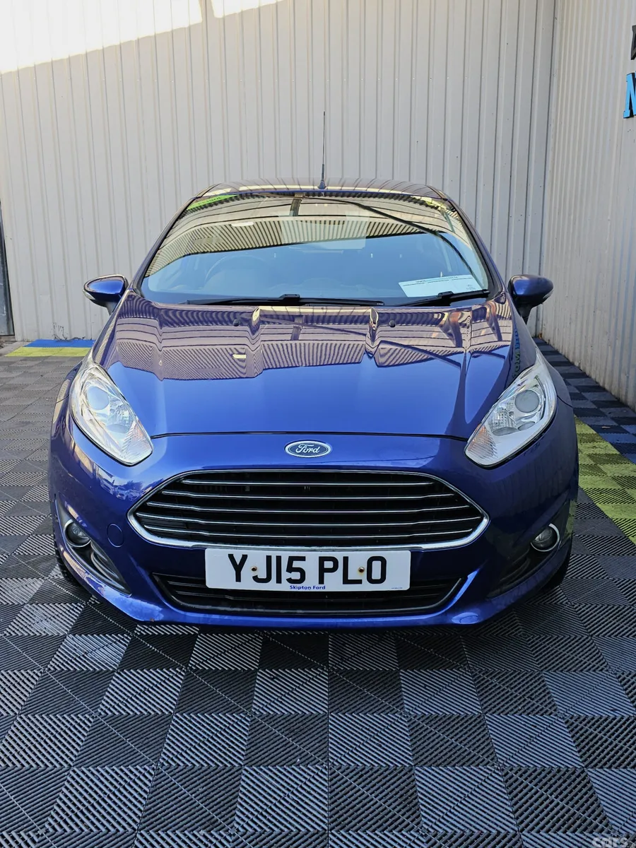 Ford Fiesta Hatchback, Petrol, 2015, Blue