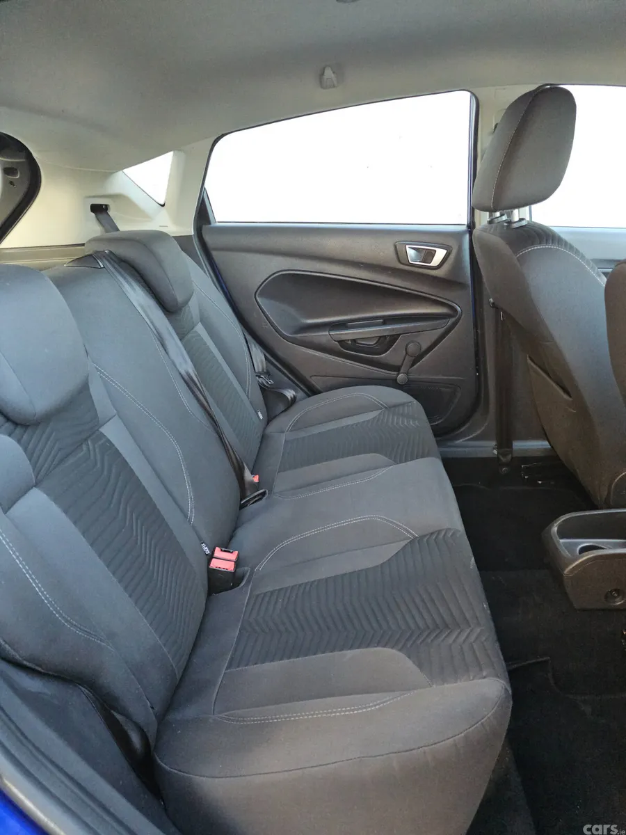 Ford Fiesta Hatchback, Petrol, 2015, Blue