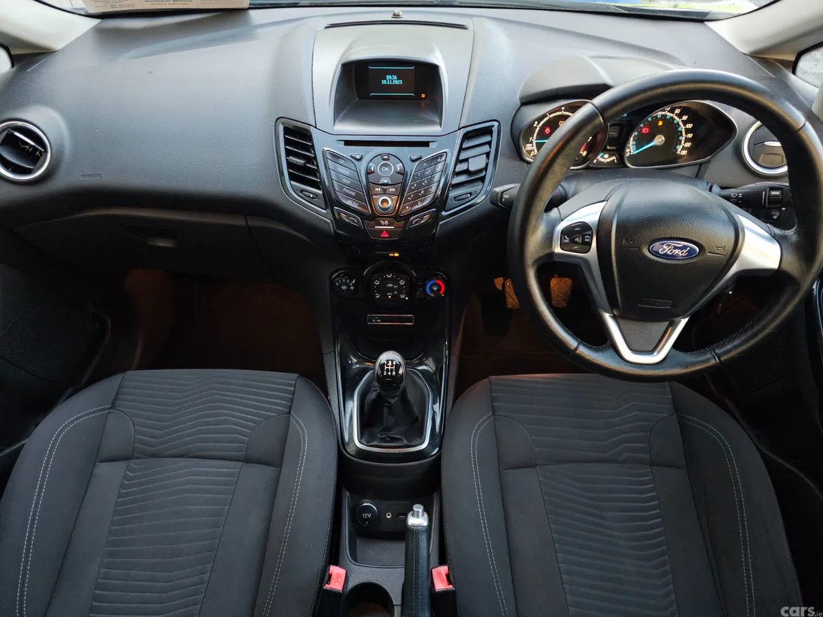 Ford Fiesta Hatchback, Petrol, 2015, Blue