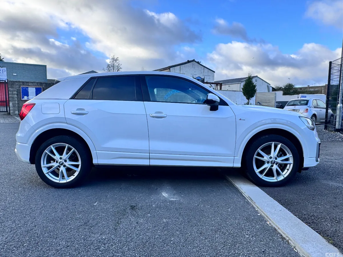 Audi Q2 SUV, Petrol, 2017, White