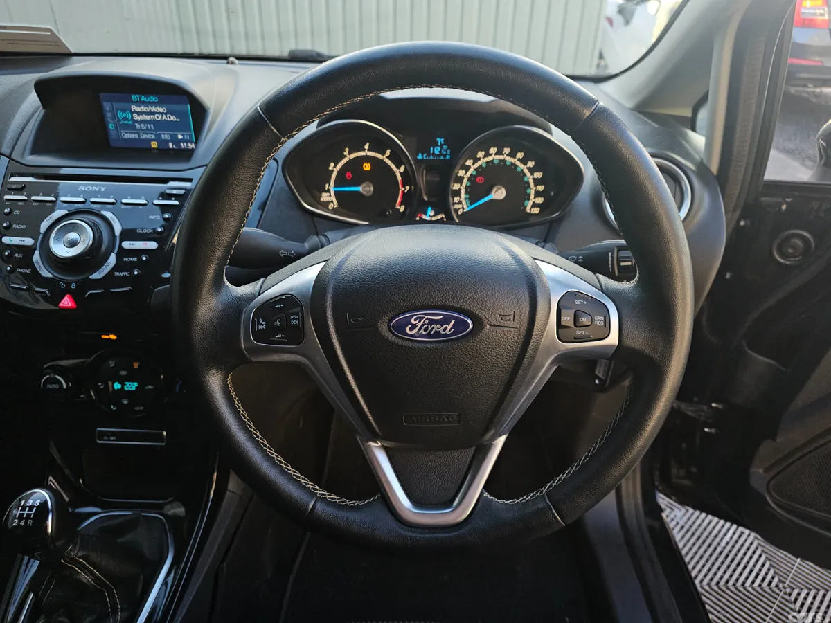 Ford Fiesta Hatchback, Petrol, 2016, Black