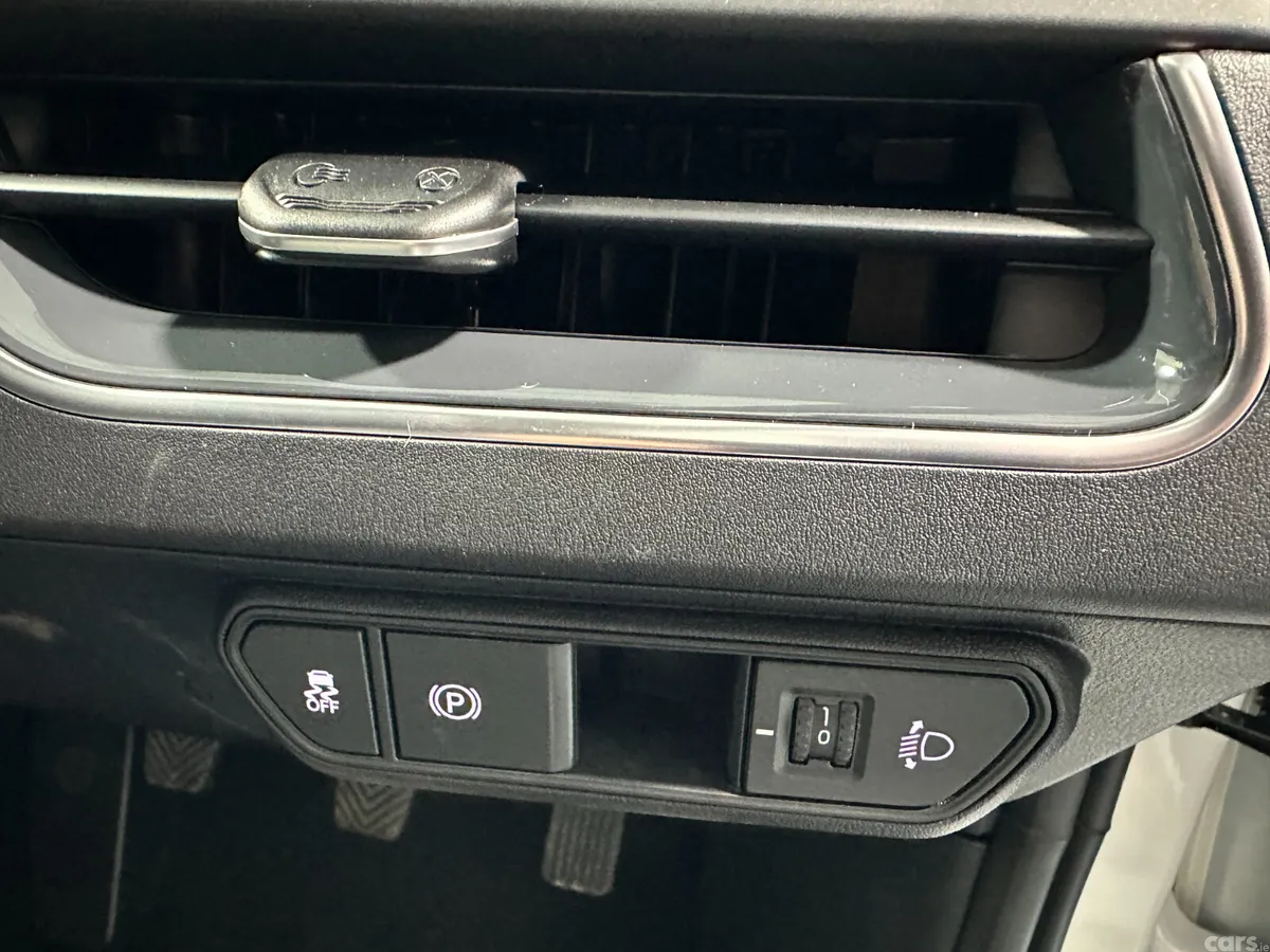 Kia K4 Hatchback, Petrol, 2026, White