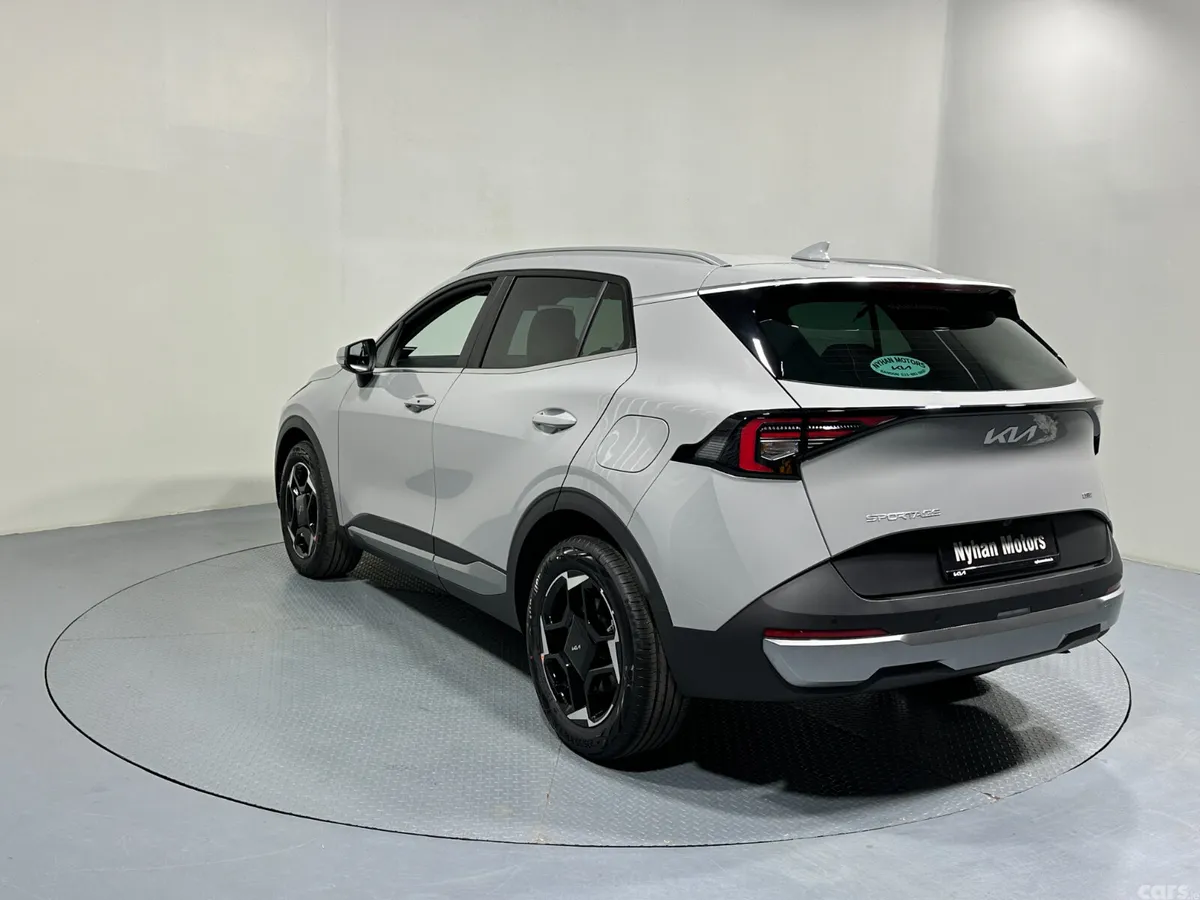Kia Sportage SUV, Petrol Hybrid, 2026, Grey