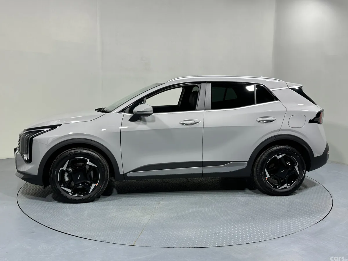 Kia Sportage SUV, Petrol Hybrid, 2026, Grey