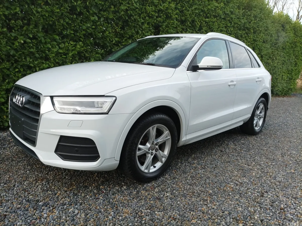 Audi Q3 Hatchback, Petrol, 2017, White