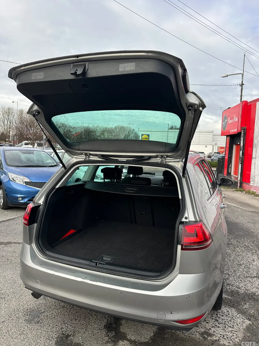 Volkswagen Golf Estate, Diesel, 2016, Silver