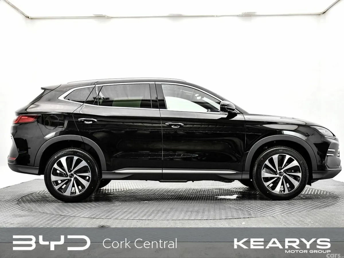 BYD SEAL U SUV, Petrol Plug-in Hybrid, 2027, Black