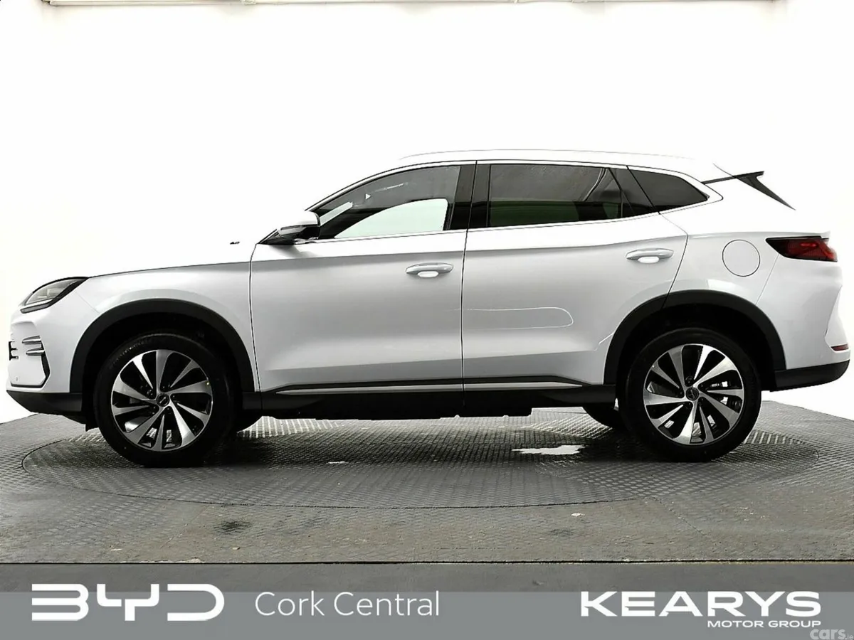 BYD SEAL U SUV, Petrol Plug-in Hybrid, 2027, White