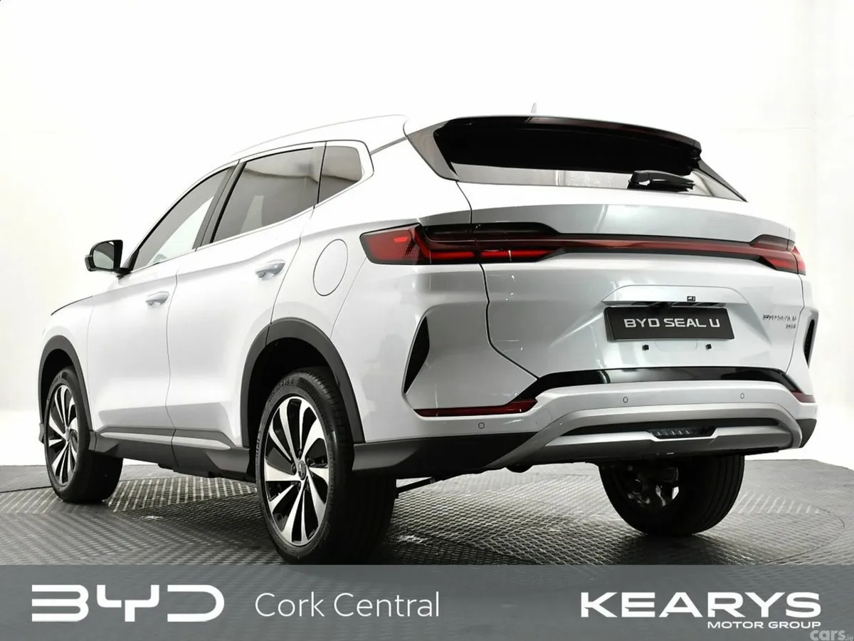BYD SEAL U SUV, Petrol Plug-in Hybrid, 2027, White