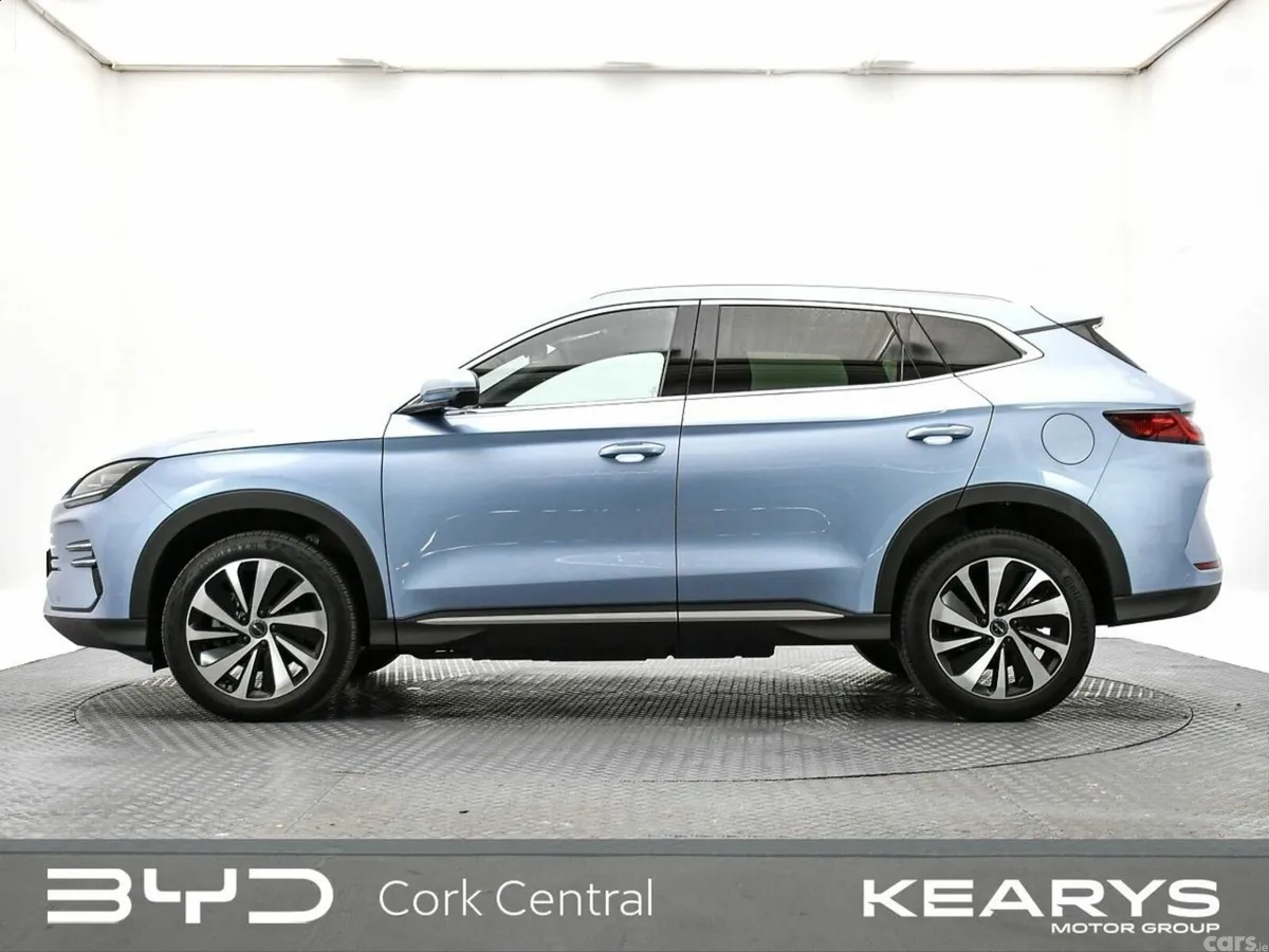 BYD SEAL U SUV, Petrol Plug-in Hybrid, 2027, Blue