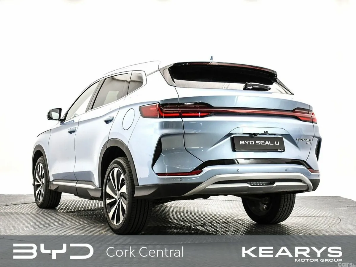 BYD SEAL U SUV, Petrol Plug-in Hybrid, 2027, Blue