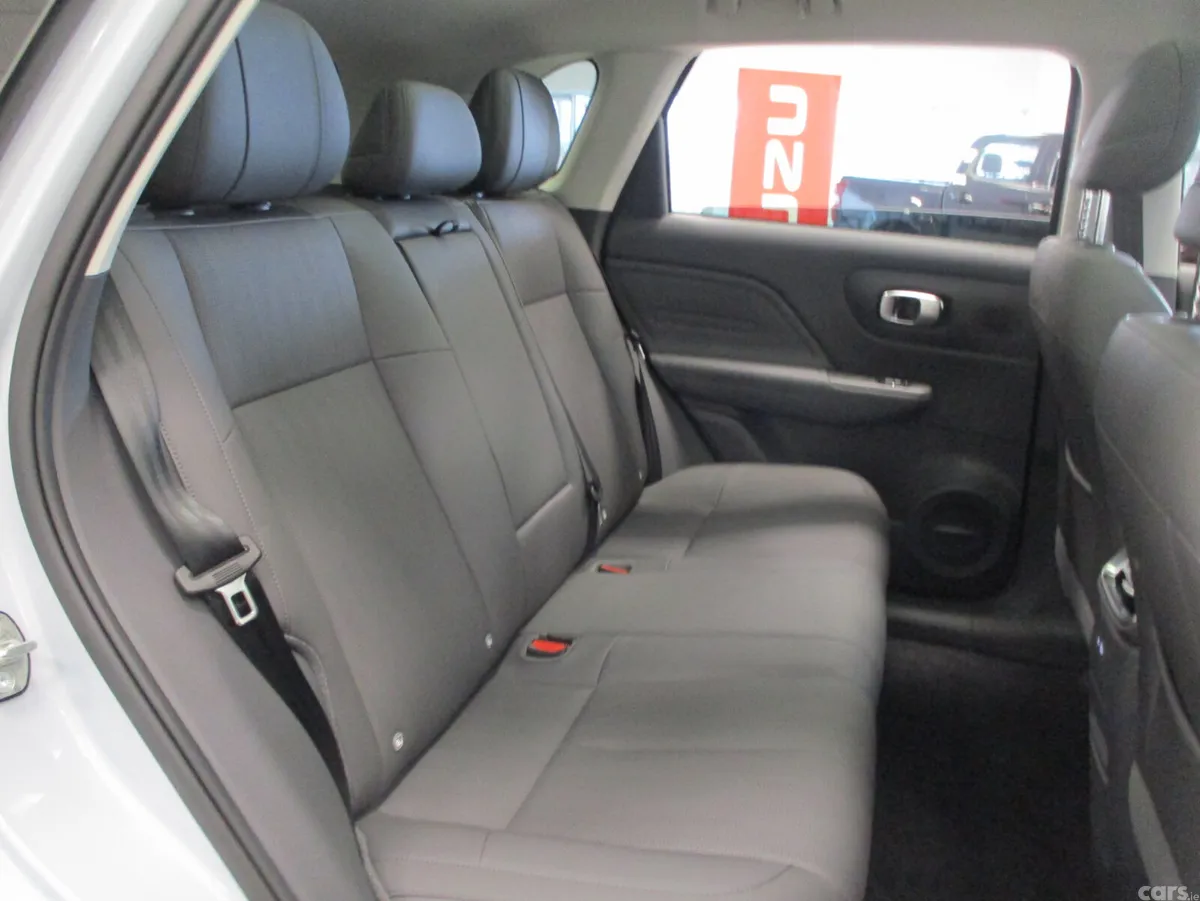 Leapmotor B10 Hatchback, Electric, 2027, Silver