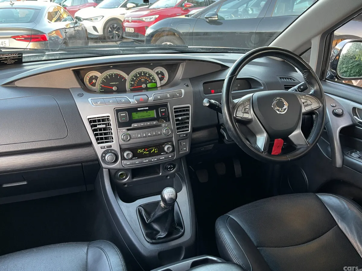 SsangYong Rodius MPV, Diesel, 2018, Black