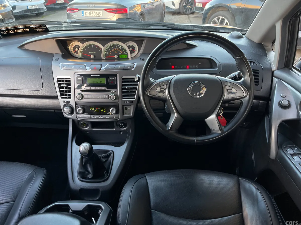 SsangYong Rodius MPV, Diesel, 2018, Black