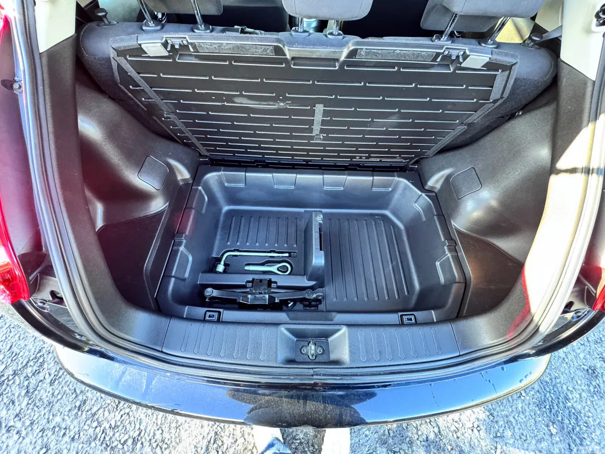 Nissan Juke SUV, Petrol, 2013, Black